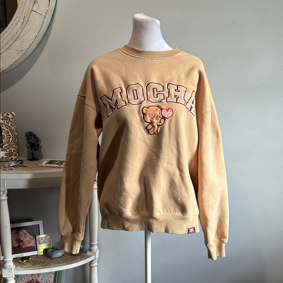 [Milk Mocha Bear] Graphic Sweatshirt - Size Medium - Picture 1 of 6